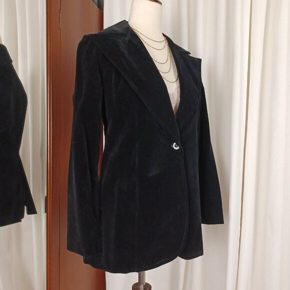 Vintage 70s Black Velvet Blazer, Wide Lapels, Small - Picture 6 of 7